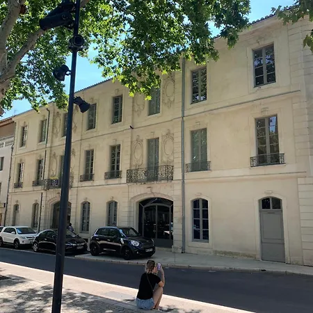 Le Louvre * Nimes